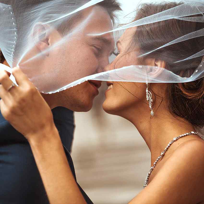 https://raqueltyler.com/wp-content/uploads/2020/11/home_02_image_04.jpg